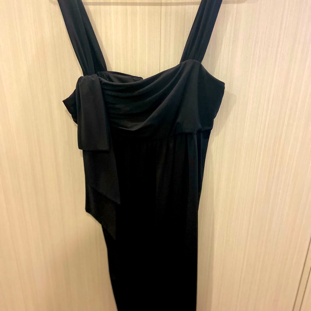 Gorgeous Vera Wang LBD